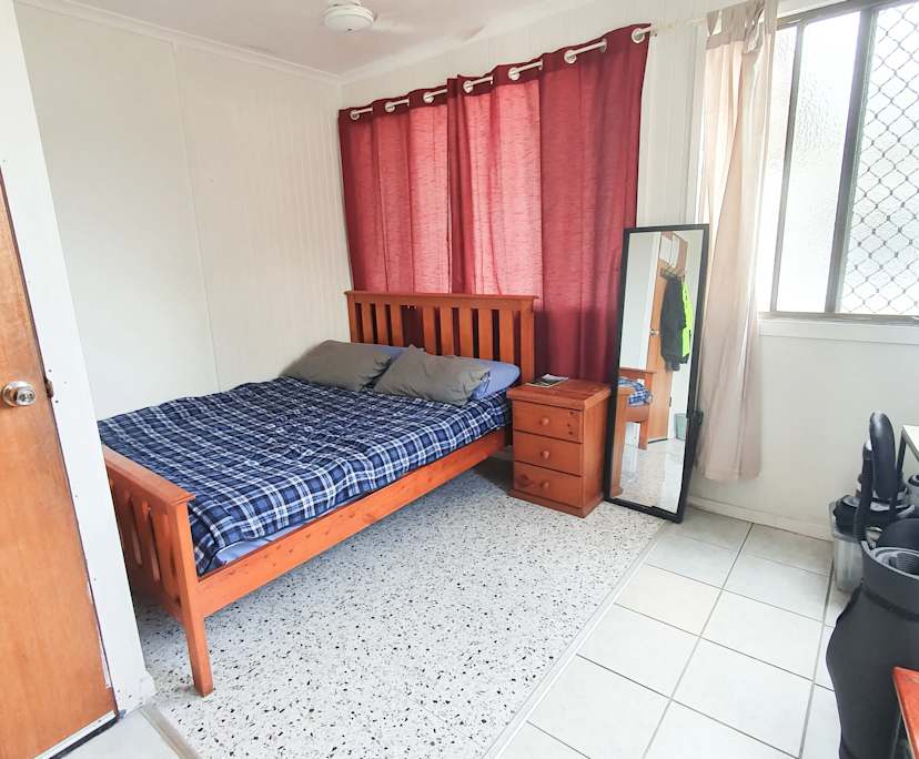Furnished room in a share house