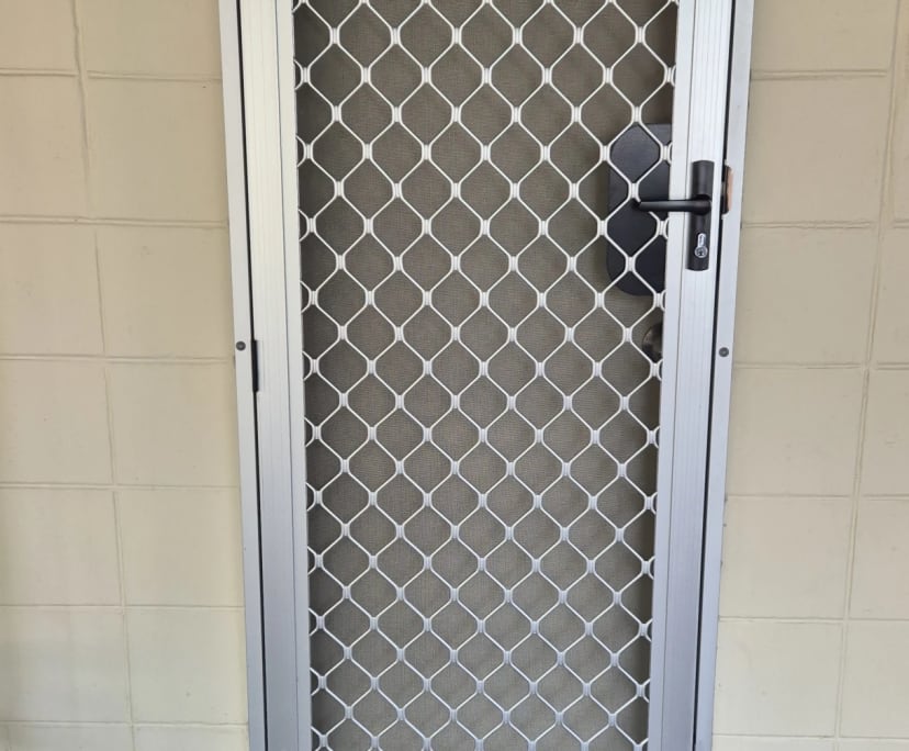 $200, Homestay, 1 bathroom, Kirwan QLD 4817