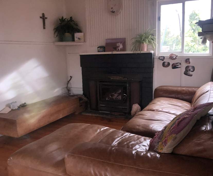 Room in a share house