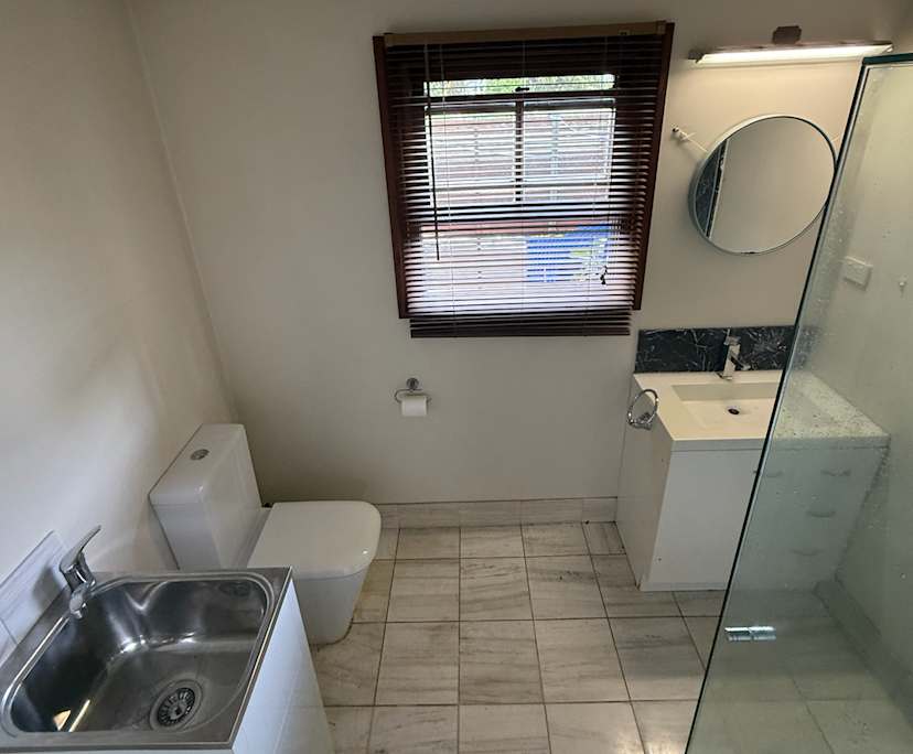 $400, Studio, 1 bathroom, Red Hill QLD 4059