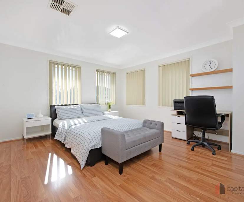 Room with ensuite in a share house