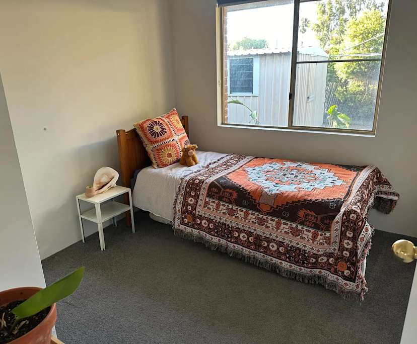 Unfurnished room in a share house