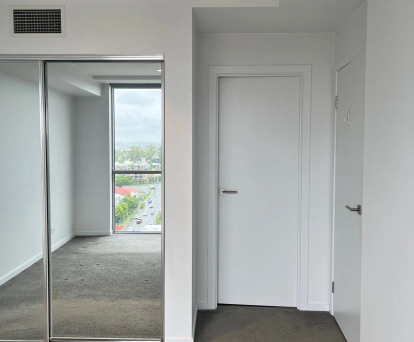 $400, Flatshare, 2 bathrooms, Kangaroo Point QLD 4169