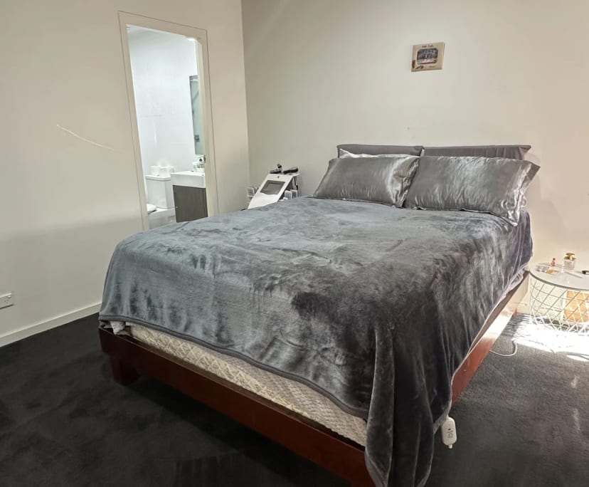 Furnished room with own bathroom