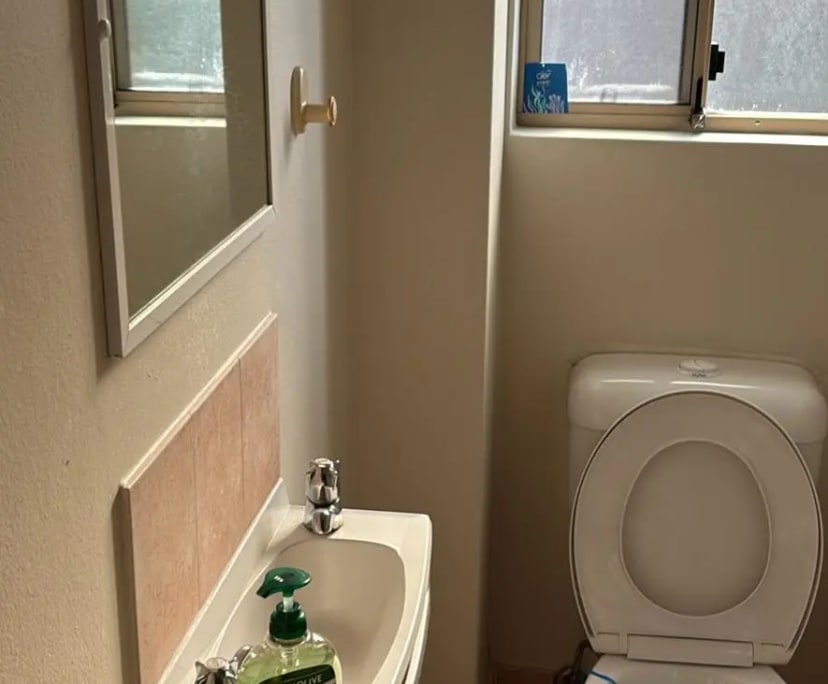 Furnished room with own bathroom