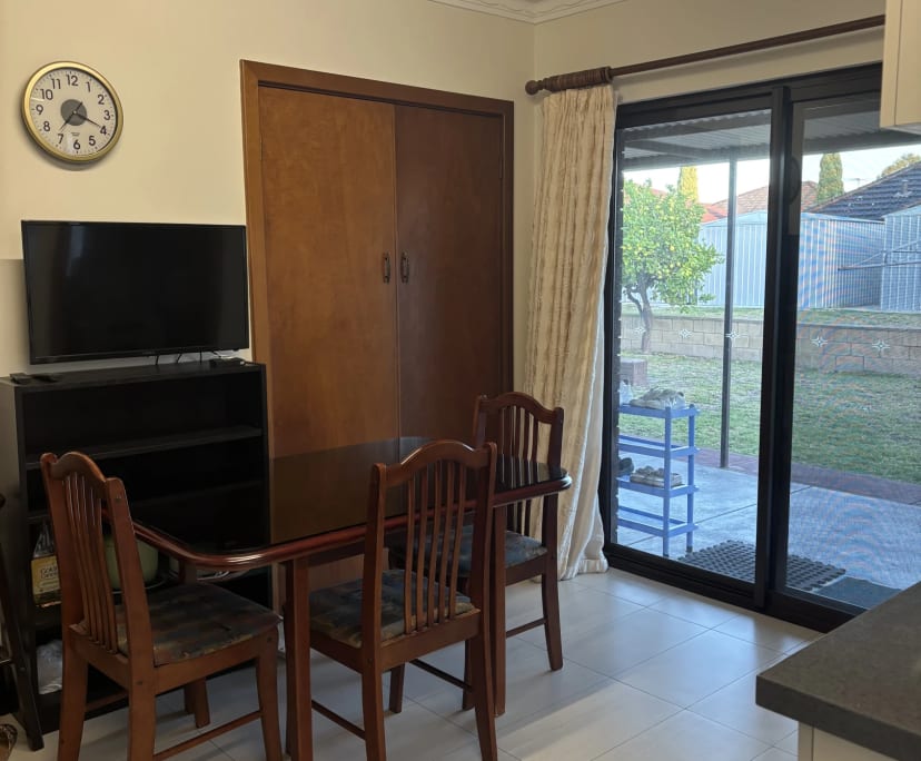 $250, Share-house, 3 bathrooms, Cannington WA 6107