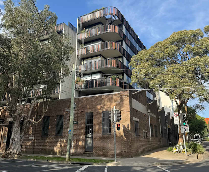 $375, 1-bed, 1 bathroom, Waterloo NSW 2017