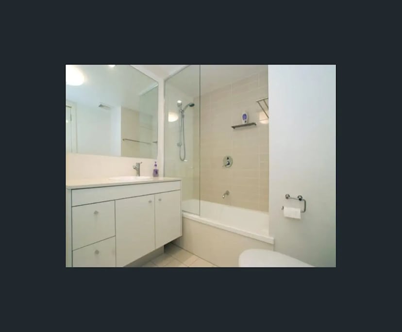 $340, Flatshare, 2 bathrooms, Carindale QLD 4152