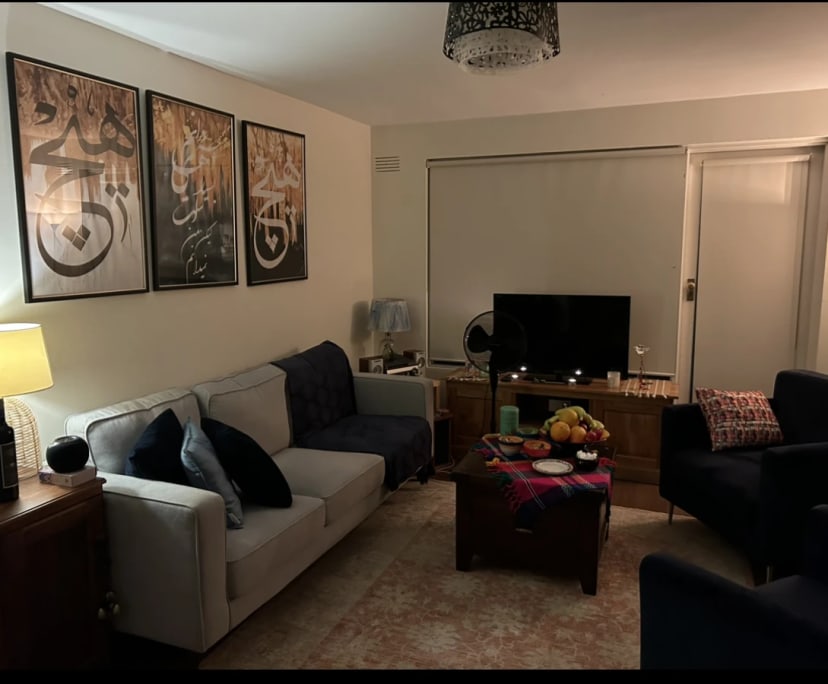 Furnished room in a flatshare