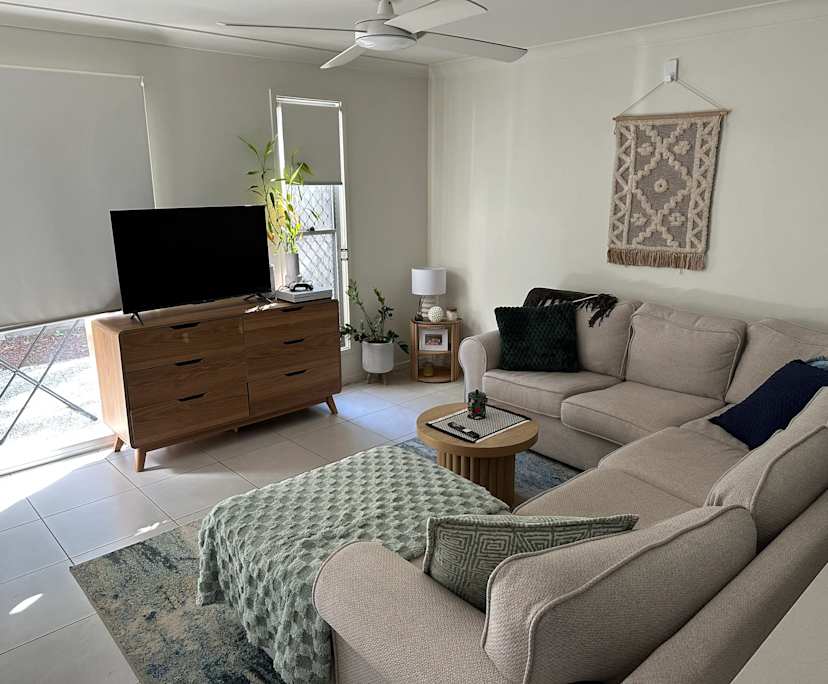 Unfurnished room in a share house