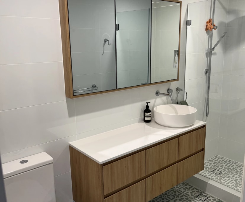 Furnished room in a flatshare