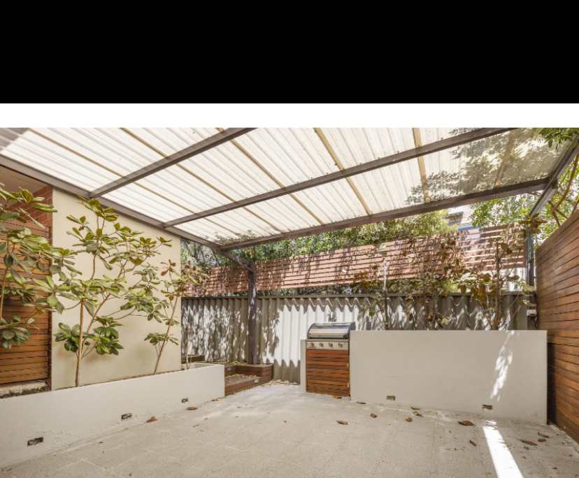 Unfurnished room in a share house