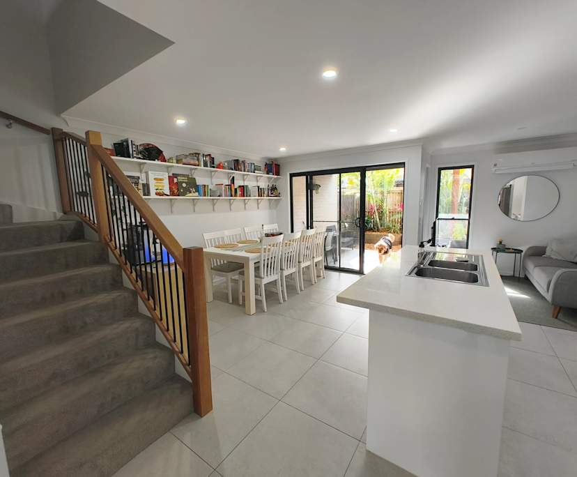 propertyImage