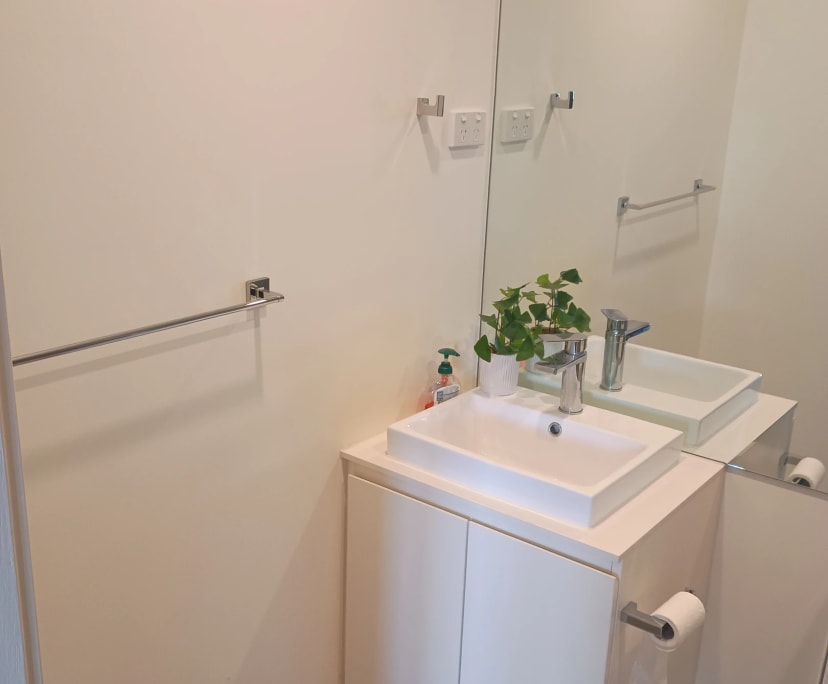 $245, Flatshare, 2 bathrooms, Mill Park VIC 3082