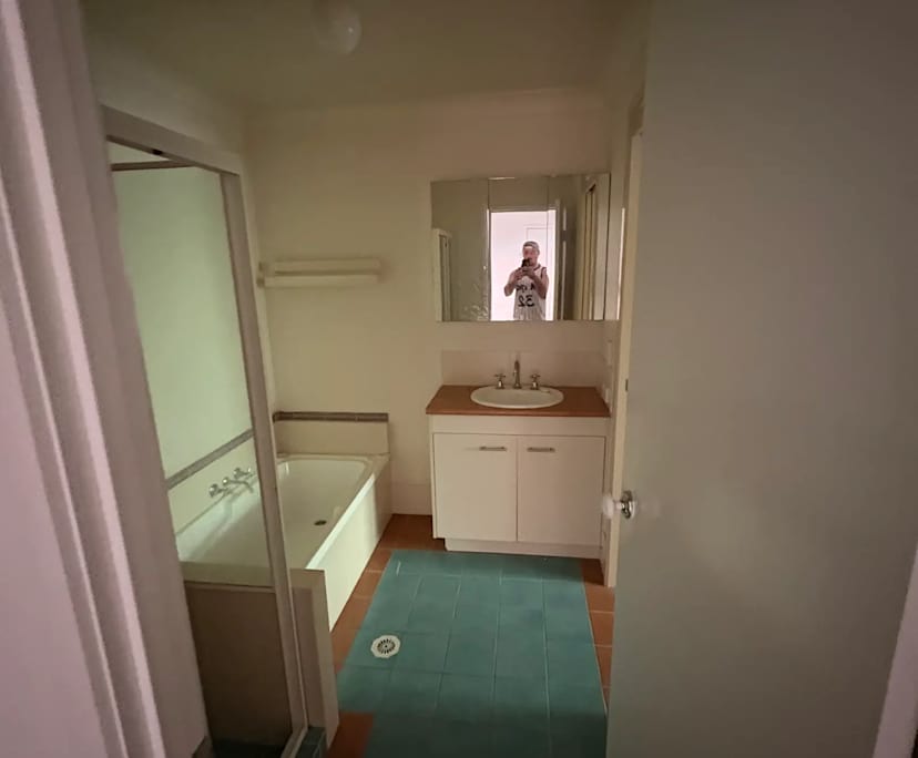 Room with ensuite in a share house