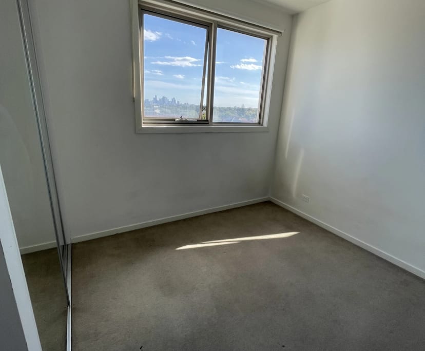Room for Rent in Thornbury, Melbourne 280, Unfurn...