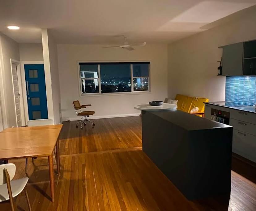 Whole property with 3 rooms for rent