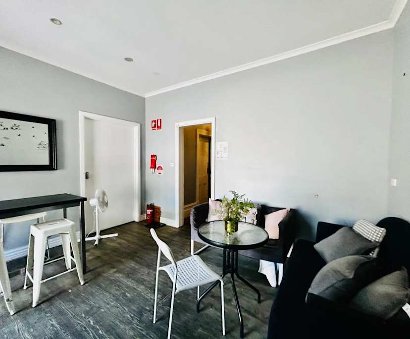 $300, Share-house, 3 bathrooms, Kensington VIC 3031