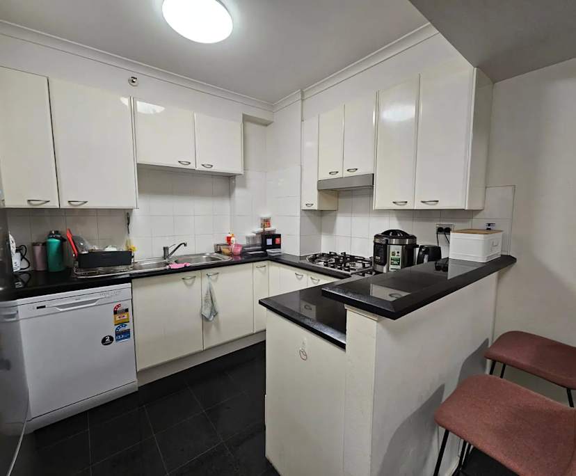 $235, Flatshare, 2 bathrooms, Sydney NSW 2000