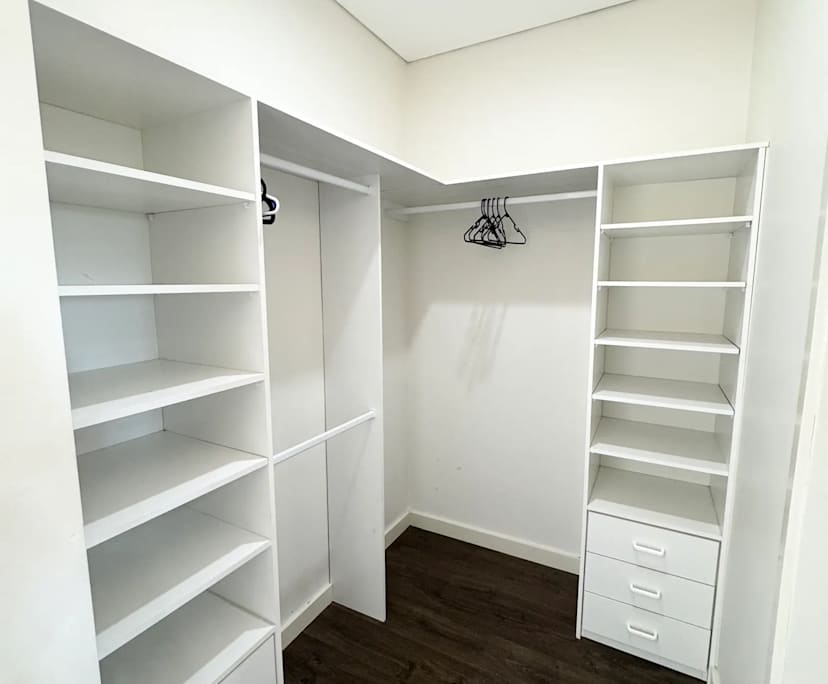 Furnished room with own bathroom