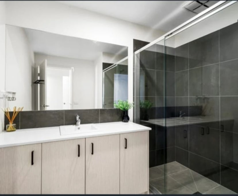 Furnished room with own bathroom
