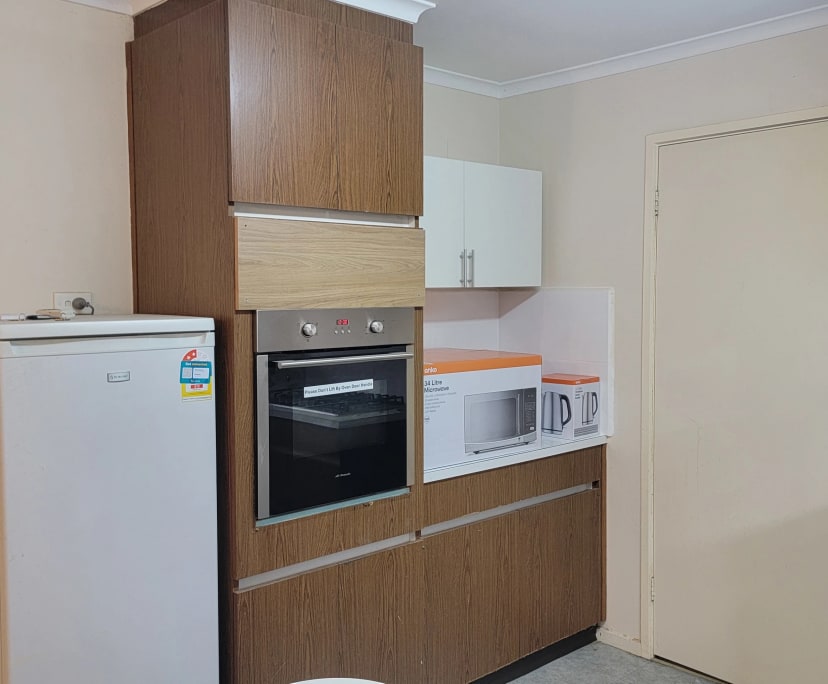 $275, Share-house, 5 bathrooms, Notting Hill VIC 3168