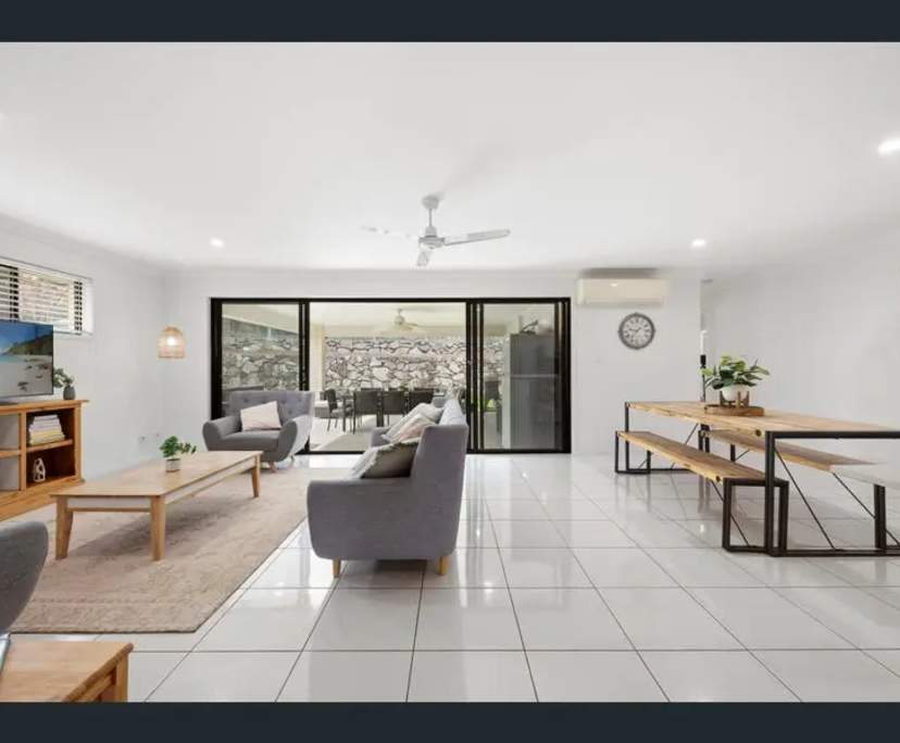 Whole property with 5 rooms for rent