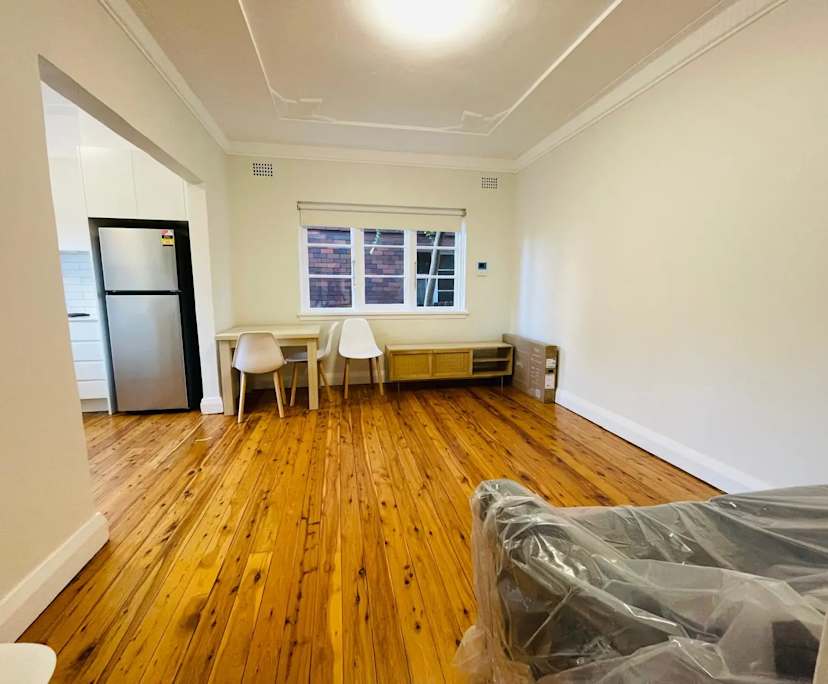 Whole property with 2 rooms for rent
