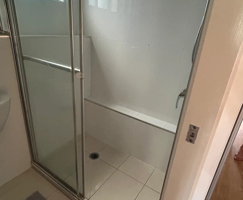 $500, Flatshare, 2 bathrooms, Newmarket QLD 4051