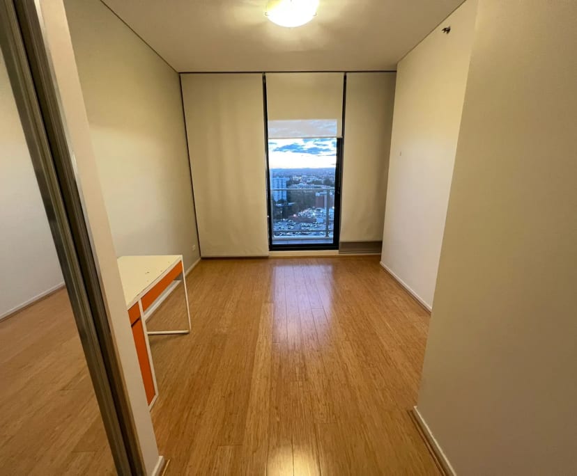 Unfurnished room with own bathroom