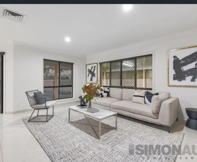 Furnished room in a share house