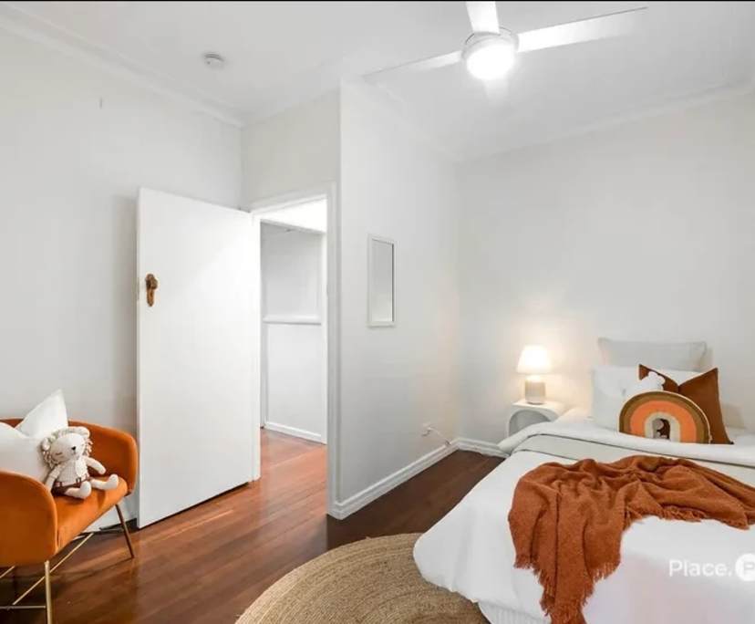 Unfurnished room in a share house