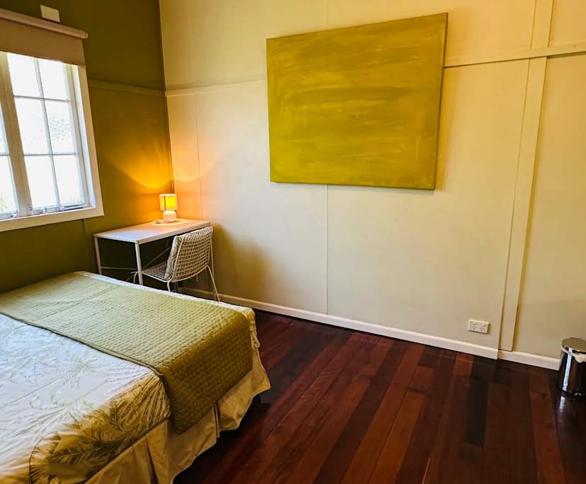 $300, Share-house, 4 bathrooms, Bungalow QLD 4870