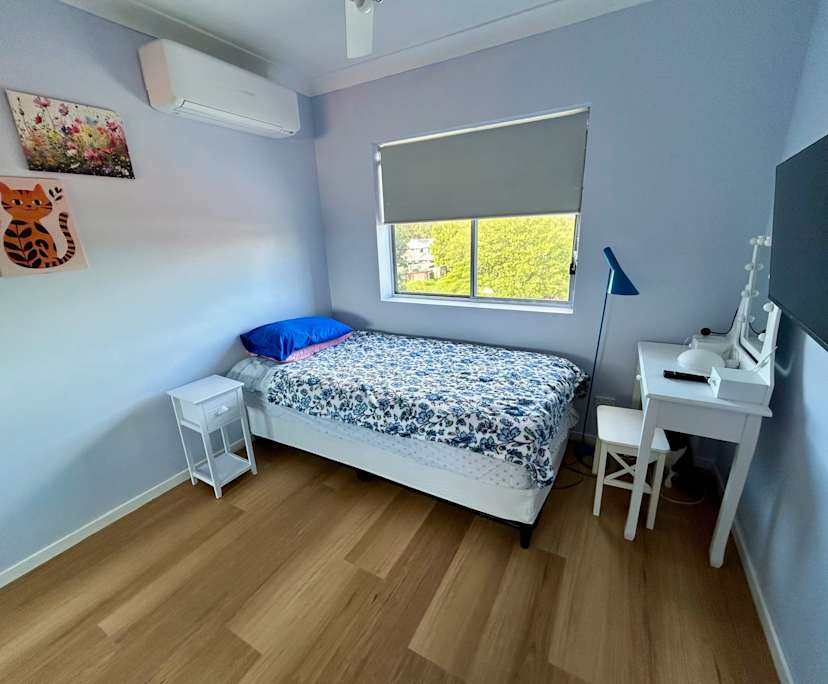 Furnished room with own bathroom