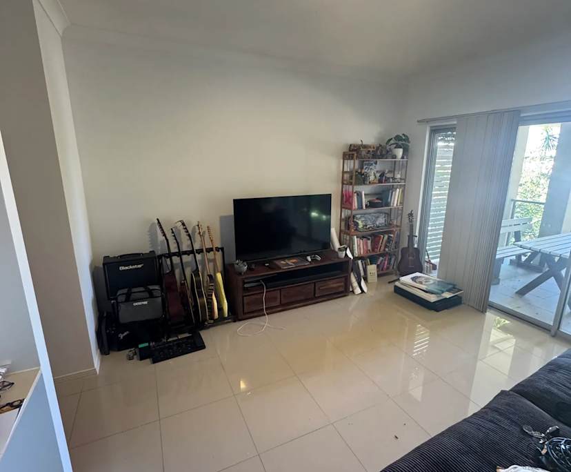 Unfurnished room with own bathroom