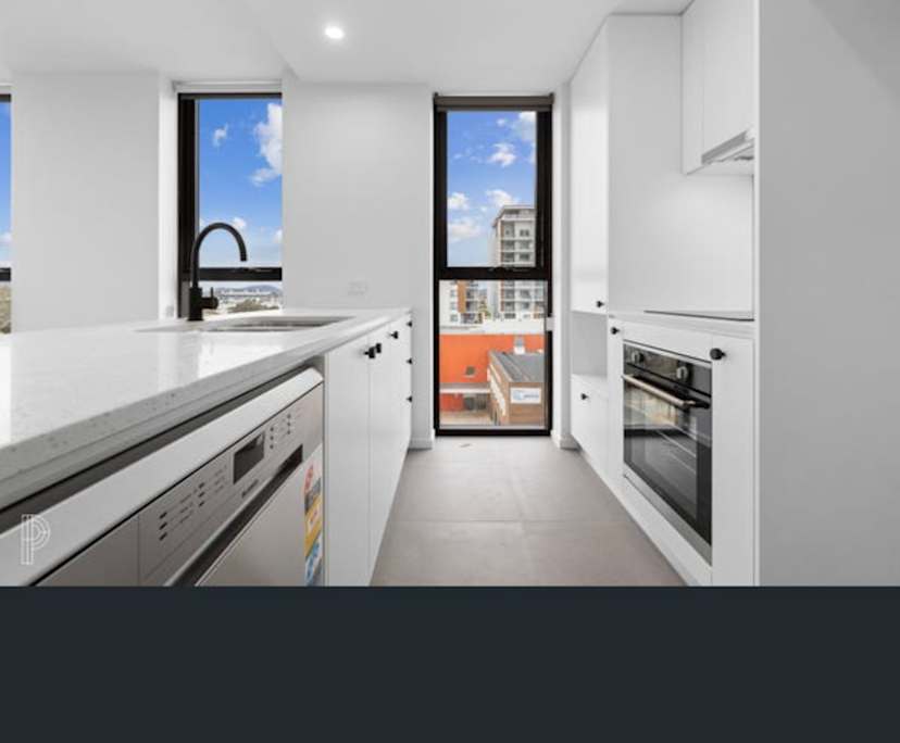 Unfurnished room with own bathroom