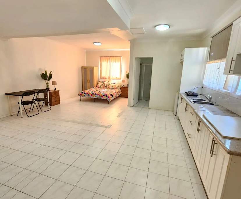 $450, Studio, 1 bathroom, Parramatta NSW 2150