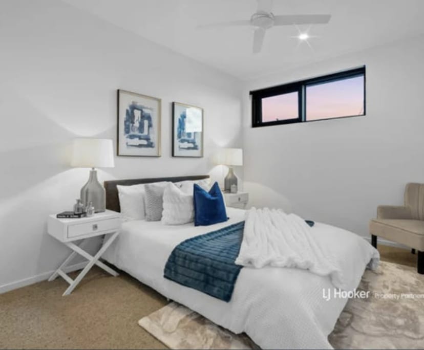 Furnished room with own bathroom