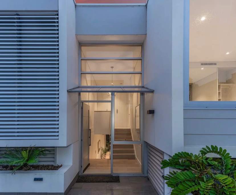 Unfurnished room with own bathroom