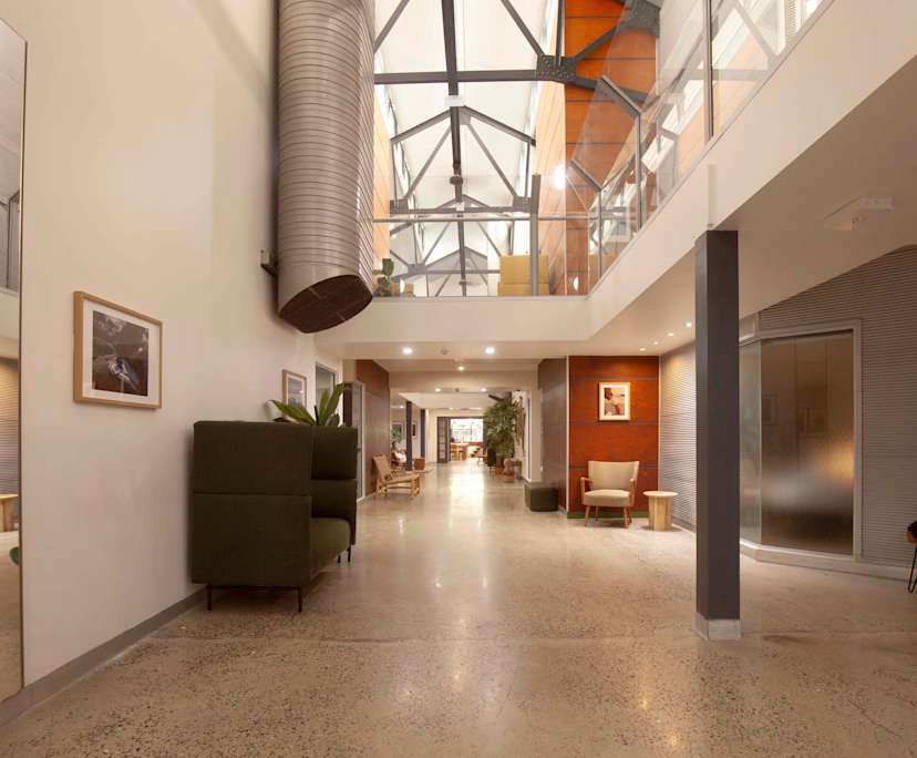 $245, Student-accommodation, 1 bathroom, Cairns City QLD 4870