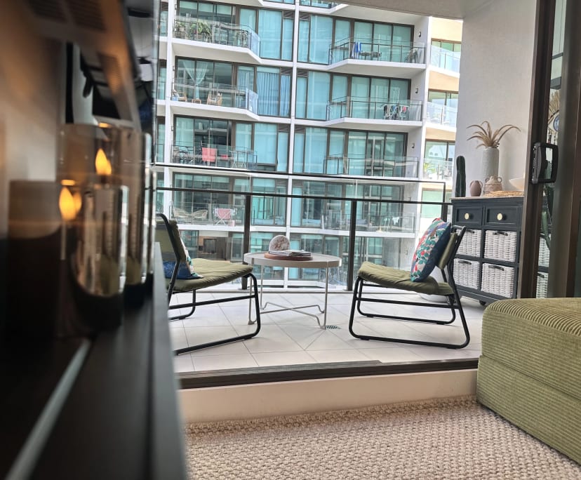 $1,100, Whole-property, 2 bathrooms, Newstead QLD 4006