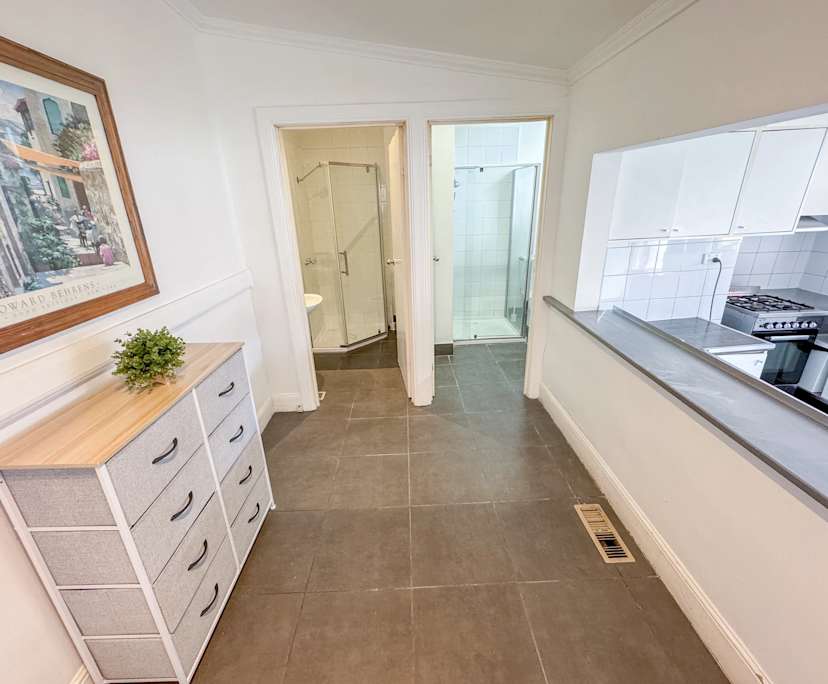 $350, Share-house, 6 bathrooms, Balaclava VIC 3183