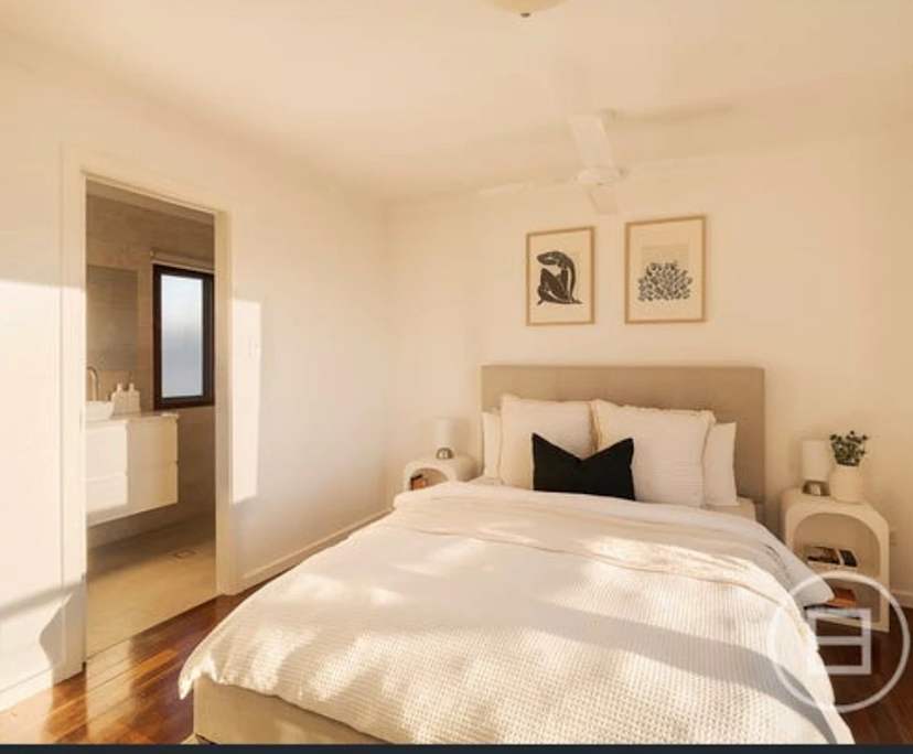 Furnished room with ensuite in a share house