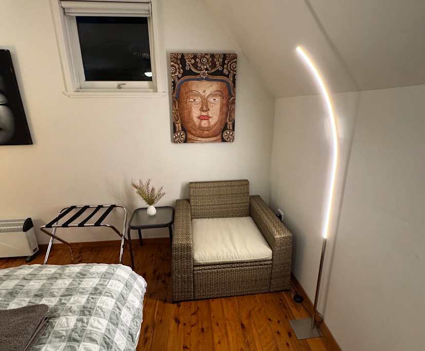 Furnished room in a share house