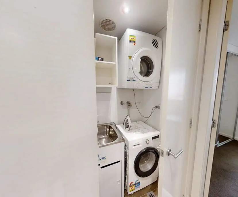 $320, Flatshare, 3 bathrooms, Ultimo NSW 2007