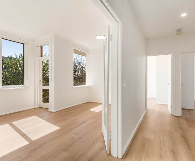 Unfurnished room with ensuite in a flatshare