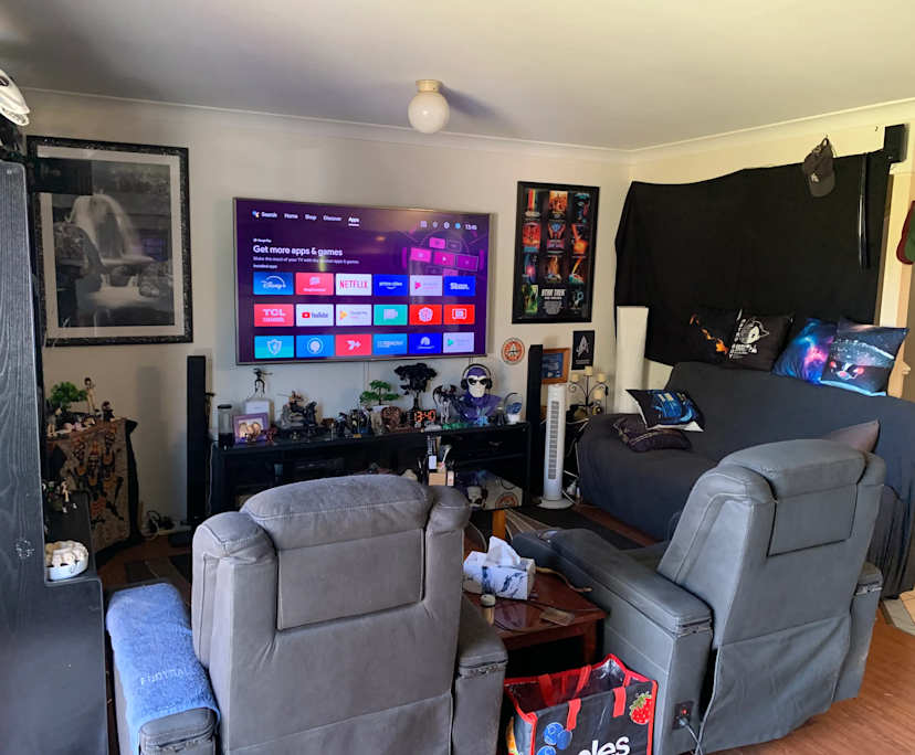 $300, Student-accommodation, 3 bathrooms, Robina QLD 4226