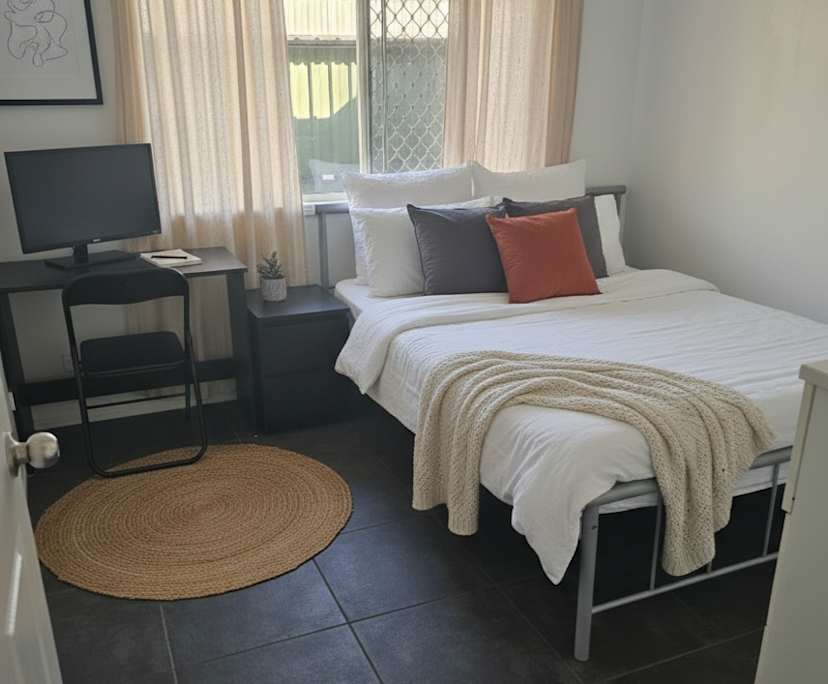 $270, Share-house, 5 bathrooms, Arundel QLD 4214