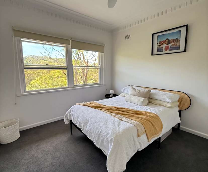 $430, Student-accommodation, 4 bathrooms, Castlecrag NSW 2068