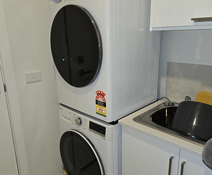 $370, Share-house, 2 bathrooms, Reservoir VIC 3073